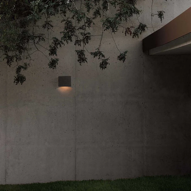 Grot - Applique murale LED d’extérieur en béton, style contemporain