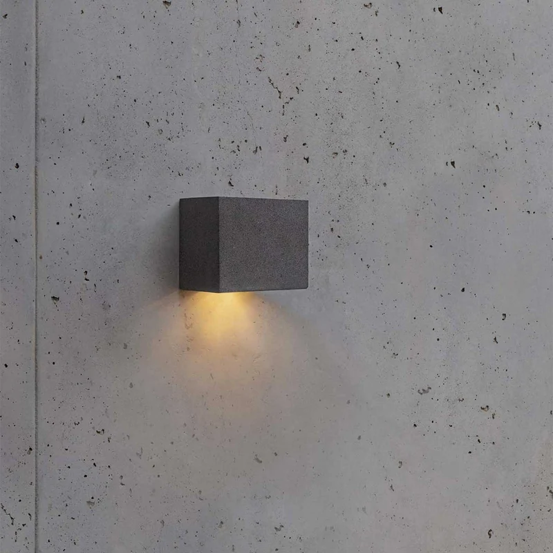 Grot - Applique murale LED d’extérieur en béton, style contemporain
