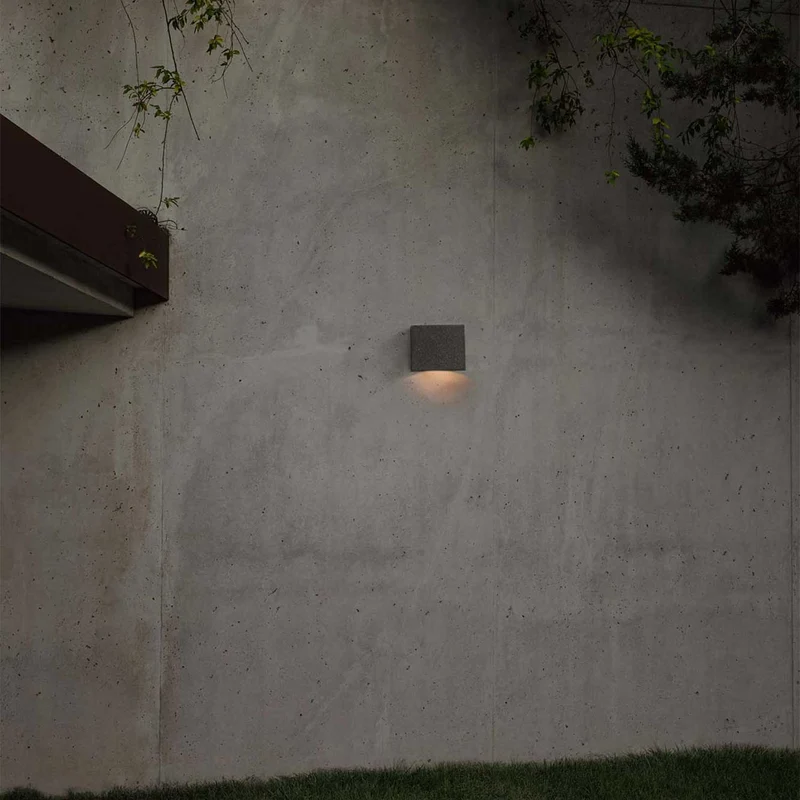Grot - Applique murale LED d’extérieur en béton, style contemporain