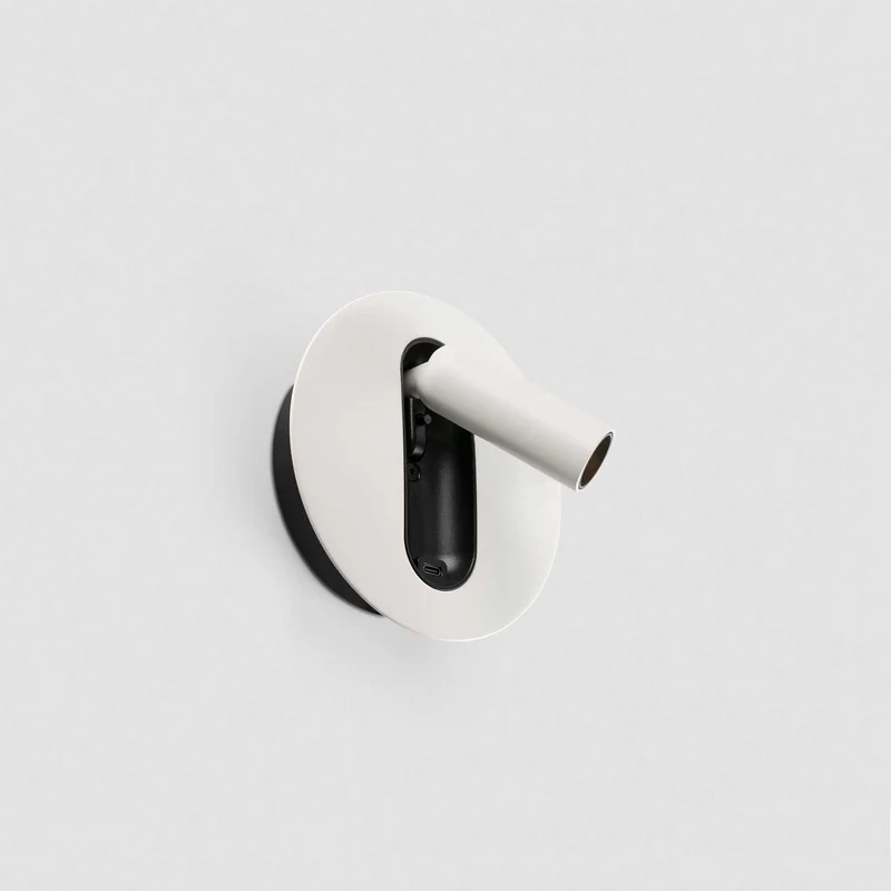 Timit - Applique murale LED avec liseuse USB en acier et verre, style contemporain