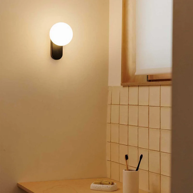 Mabe - Applique murale LED en acier et verre, style contemporain