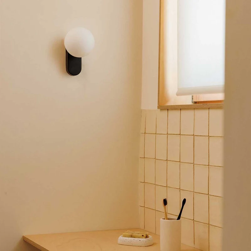 Mabe - Applique murale LED en acier et verre, style contemporain