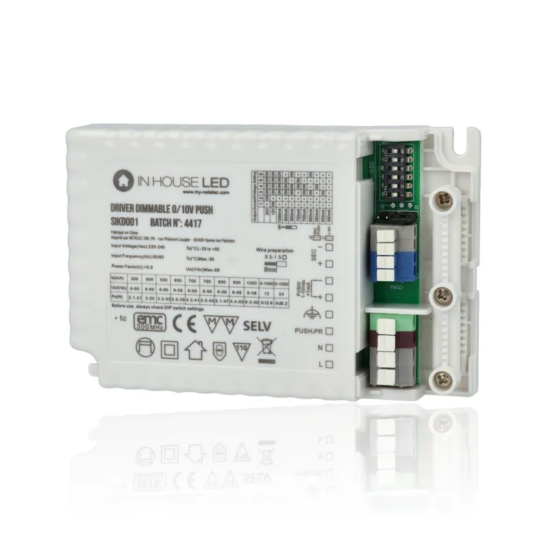 Alimentatore per dispositivi LED dimmerabile 0/10V