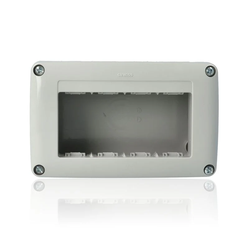 GEWISS GW27004 - Contenitore Per Apparecchi System - Protetto - 4 Posti - Grigio Ral 7035 - IP40
