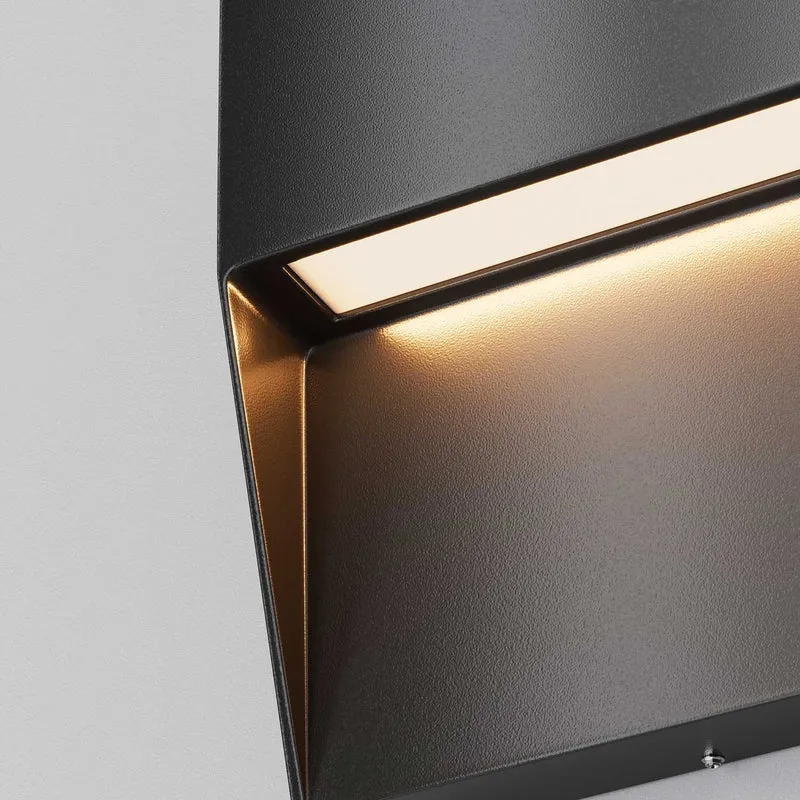 Mane - Applique murale LED carrée pour escalier en acier, style contemporain