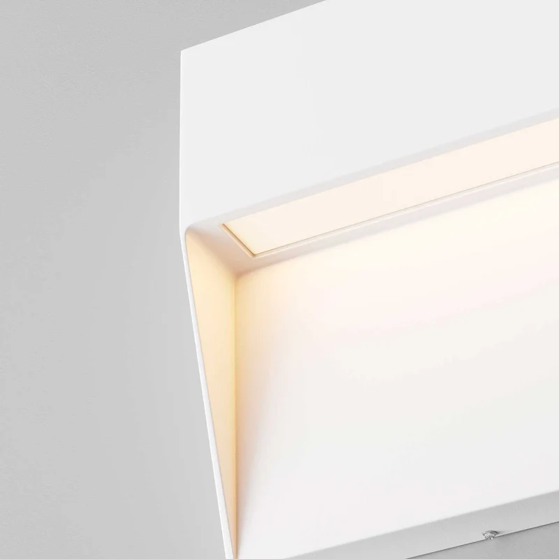 Mane - Applique murale LED carrée pour escalier en acier, style contemporain