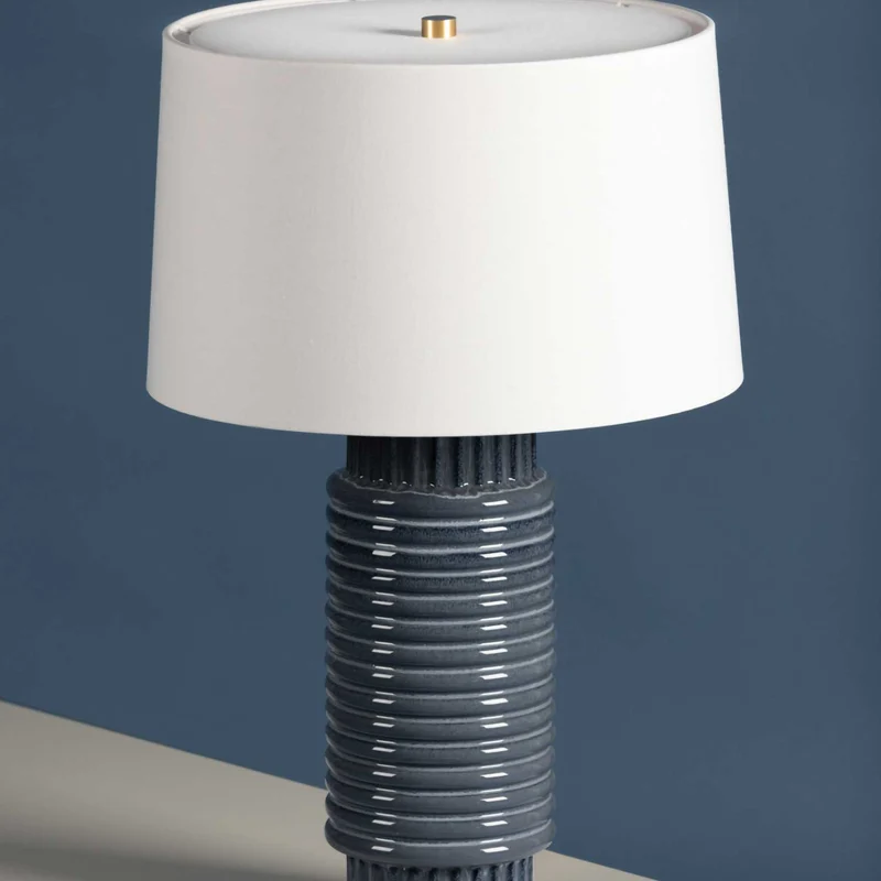 Broderick - Lampe à poser en céramique et lin, style contemporain