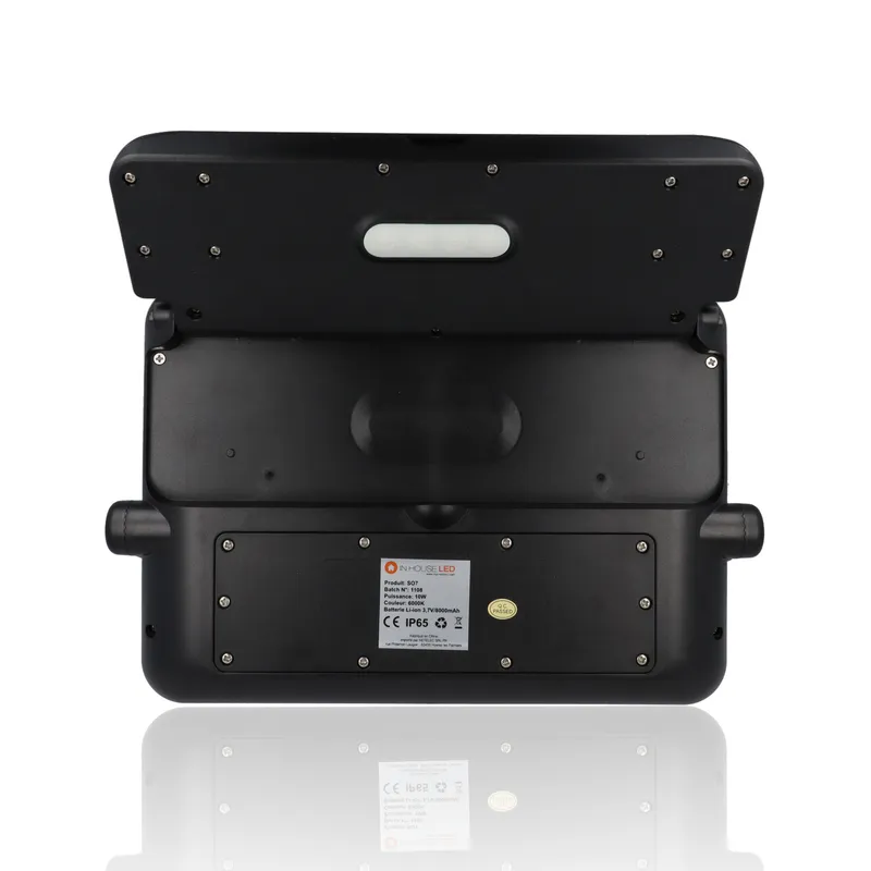 Proiettore LED solare con rilevatore di presenza, 10W, Luce Naturale, Nero