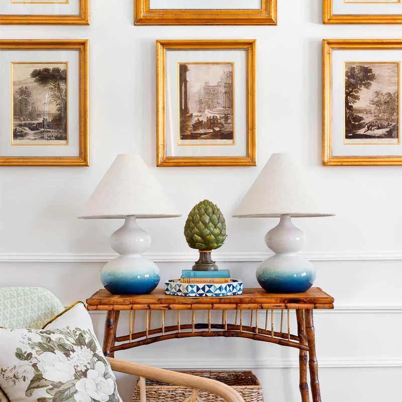 Aimee - Lampe à poser en céramique bleue et lin, style contemporain