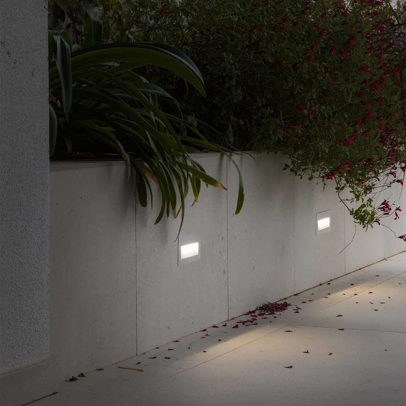 Mani - Applique murale LED encastrée d’extérieur en béton et ABS, style contemporain