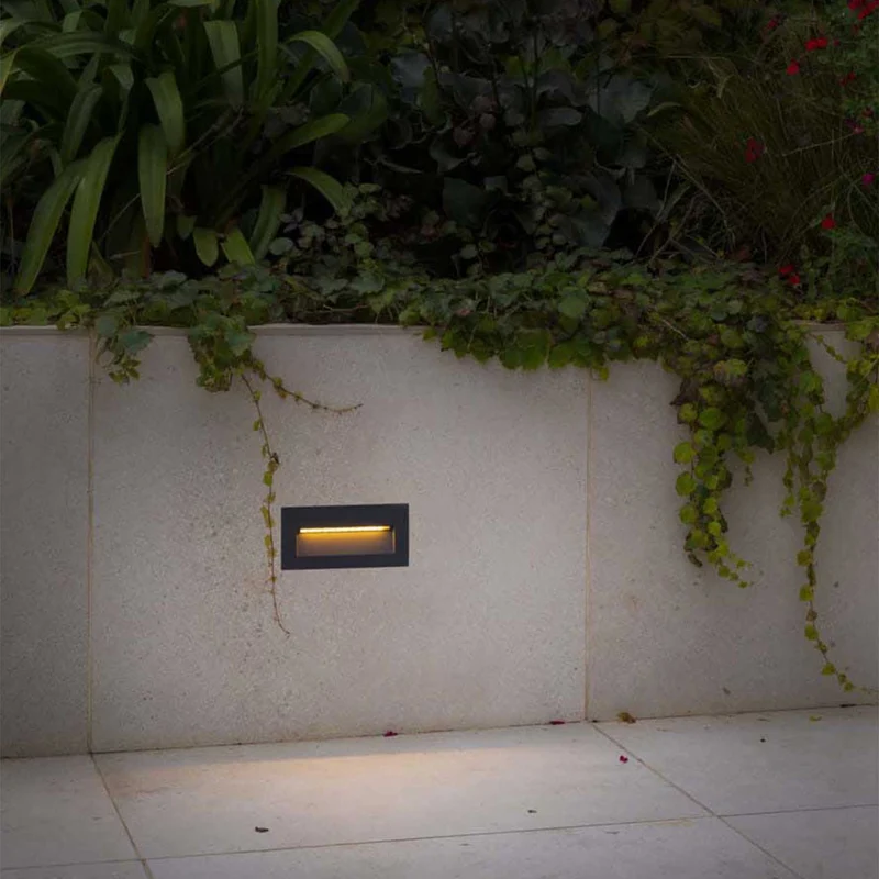 Mani - Applique murale LED encastrée d’extérieur en béton et ABS, style contemporain