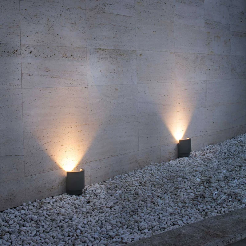 Noboru - Projecteur LED d’extérieur en acier, style contemporain