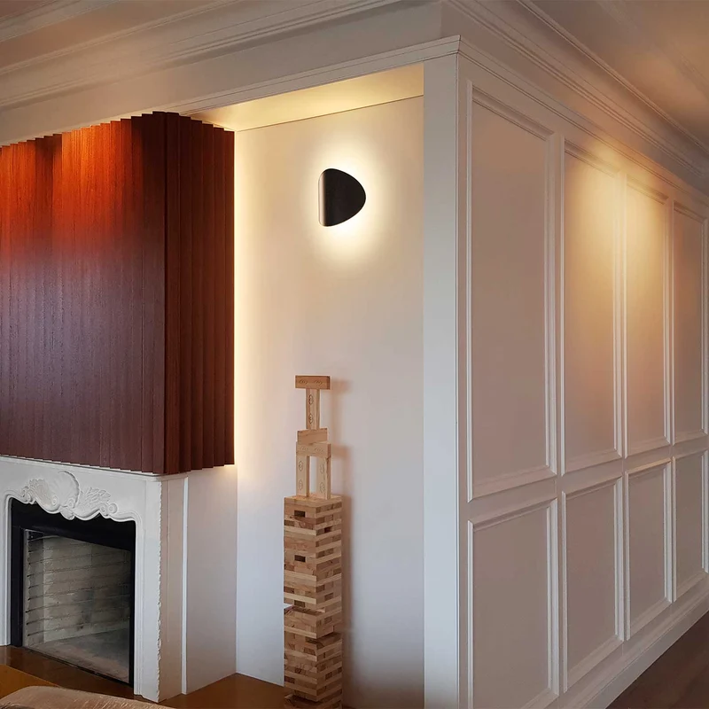 Lune - Applique murale LED en acier, style minimaliste, Ø 22 cm