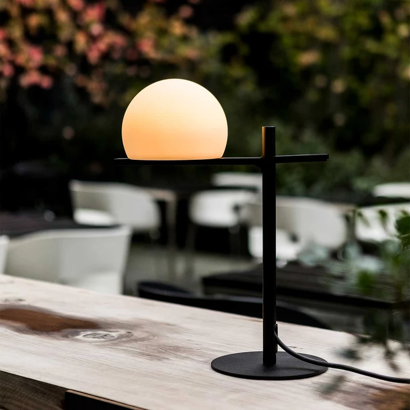 Circ - Lampe à poser extérieure LED IP55 en acier et verre, style contemporain, H 43,8 cm