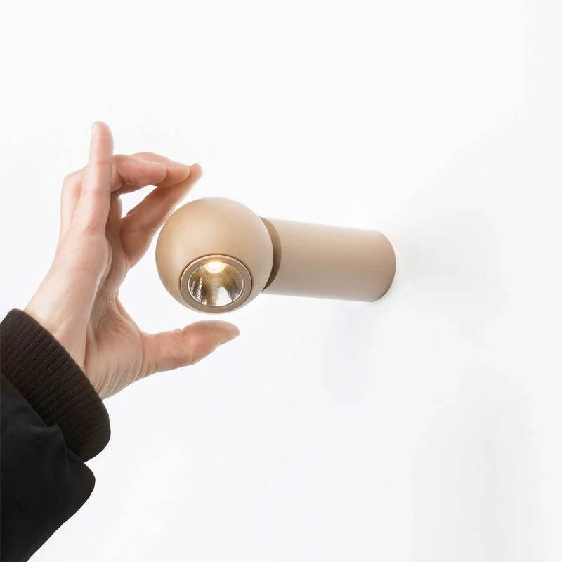 Compass - Applique murale LED en acier, style minimaliste, Ø 4 cm