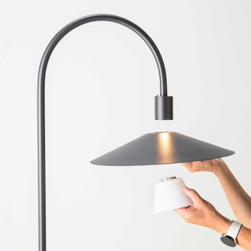 Belt - Lampadaire LED en acier et verre, style minimaliste, H 163,9 cm