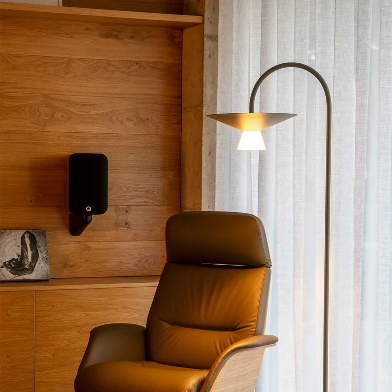 Belt - Lampadaire LED en acier et verre, style minimaliste, H 163,9 cm