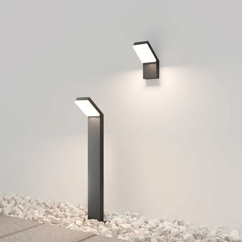 Paso - Applique murale LED extérieure asymétrique en acier, style contemporain