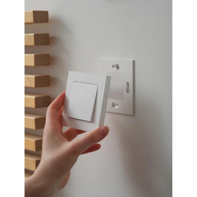 OSRAM Wifi SMART+ interruttore da parete magnetico intelligente con 1 tasto