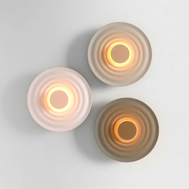Nami - Applique murale LED ondulée en aluminium, style Art déco