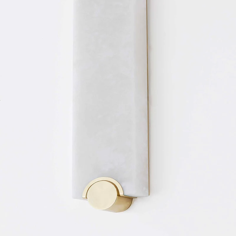 Brant - Applique murale LED en laiton et albâtre, style contemporain