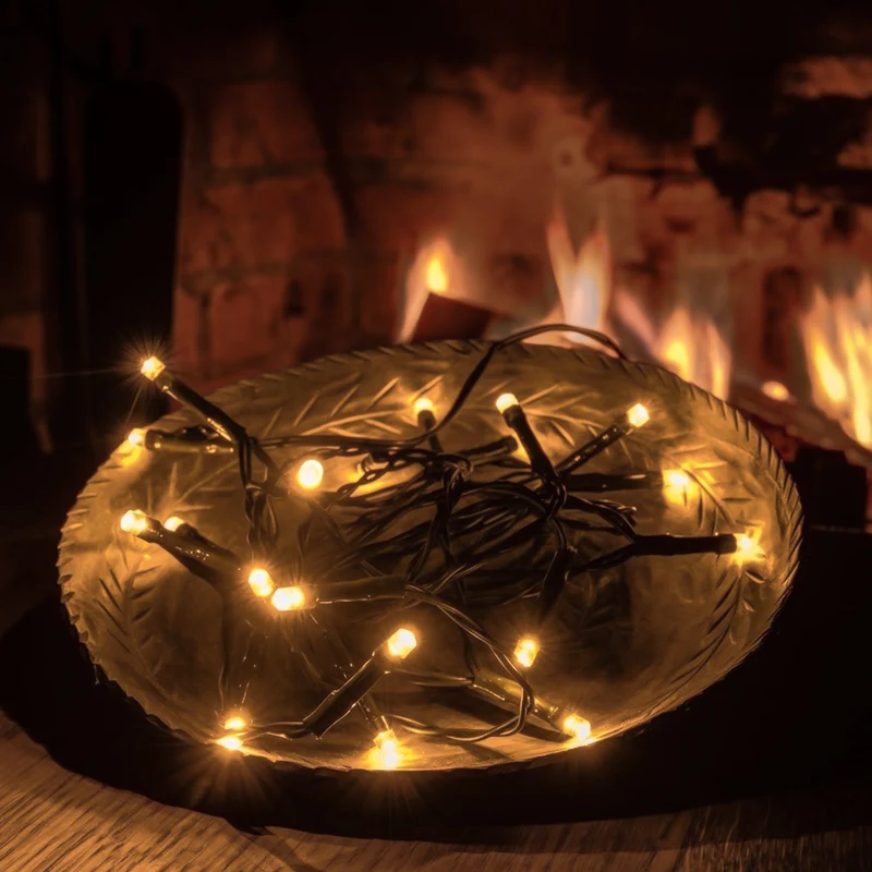 Decoled Catena luminosa a batteria da 50 LED, serie luci natalizie da 3 metri, lampadine decorative luce calda, cinquanta bulbi, timer, lunga durata