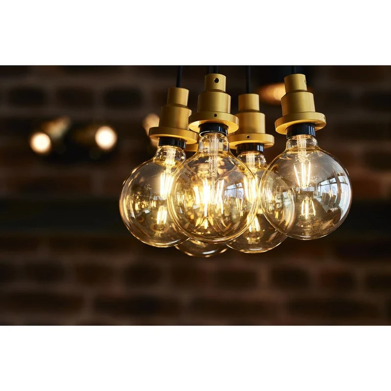 OSRAM VINTAGE 1906® LED Lampada LED CLASSIC A 4W 820 Oro E27, 300 lm, 2000 K, Luce Comfort Calda
