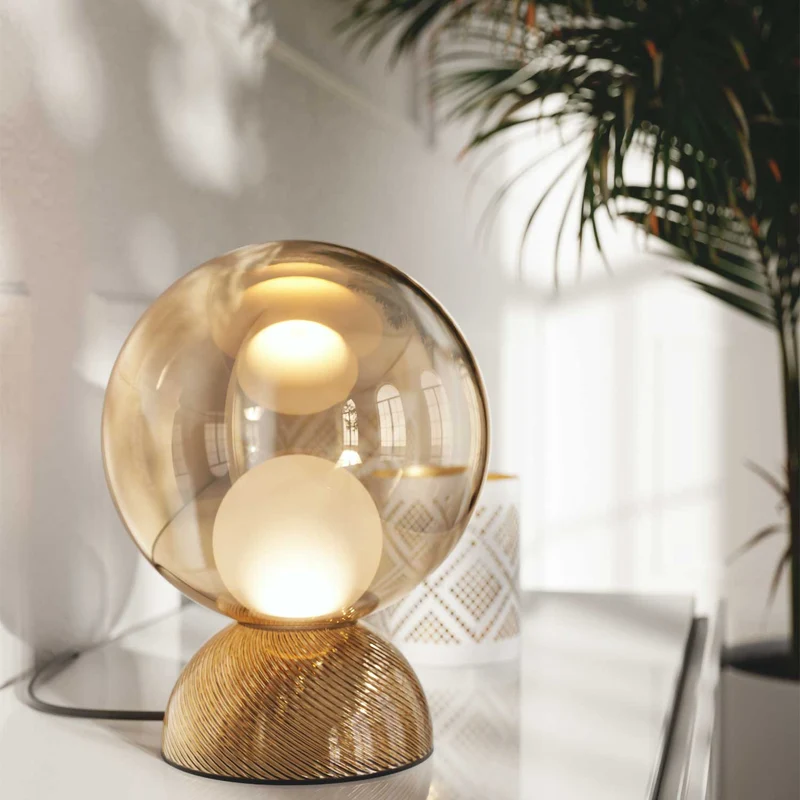 Charm - Lampe à poser en verre et acier, style contemporain