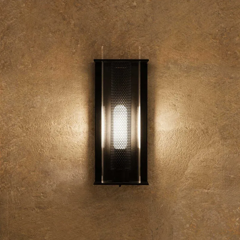 QUADRATUBE W1 - Applique murale en acier et plexiglas, style contemporain