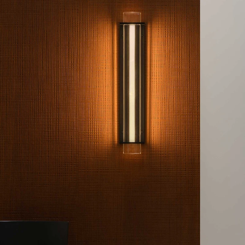 QUADRATUBE W3 - Applique murale LED en acier et plexiglas, style contemporain
