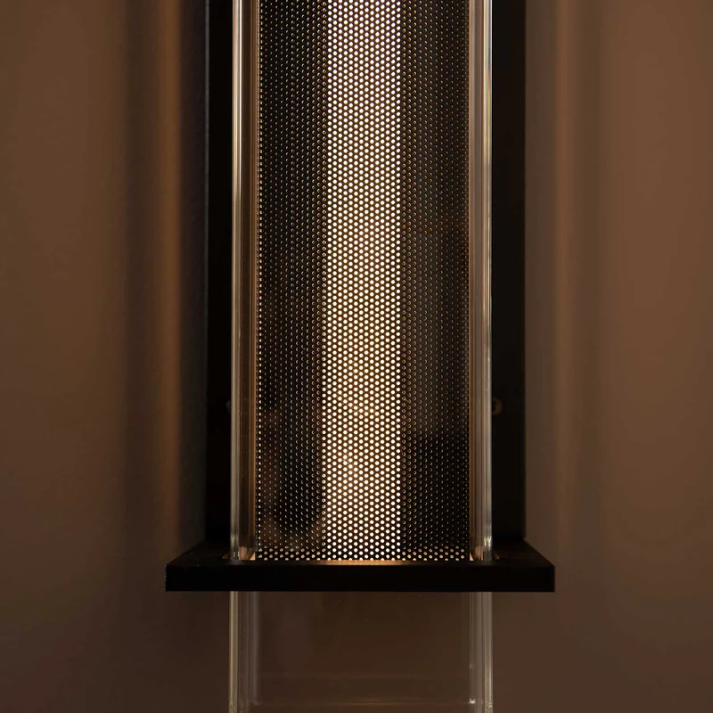 QUADRATUBE W3 - Applique murale LED en acier et plexiglas, style contemporain