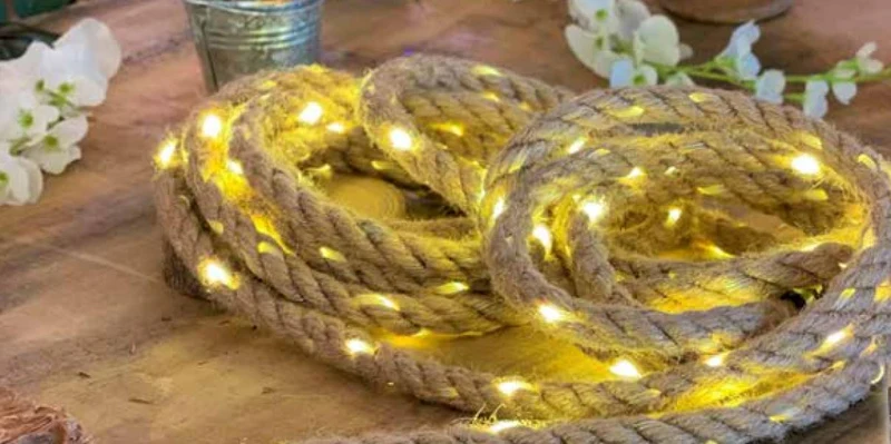 Corda con Maxi Gocce LED Bianco 5mt per Esterno