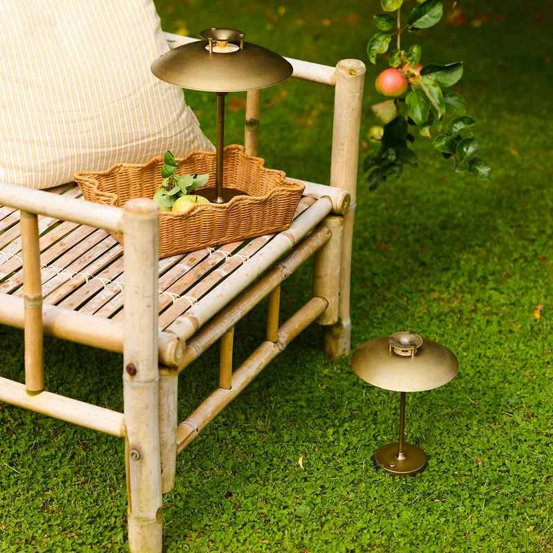 Stepp - Lampe nomade LED en métal, style vintage et industriel