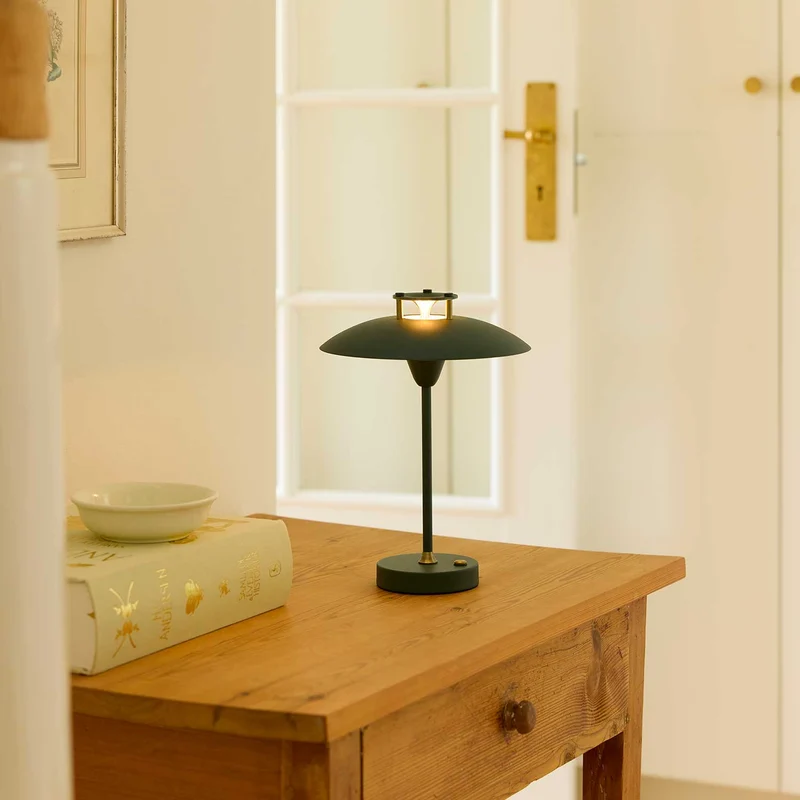 Stepp - Lampe nomade LED en métal, style vintage et industriel