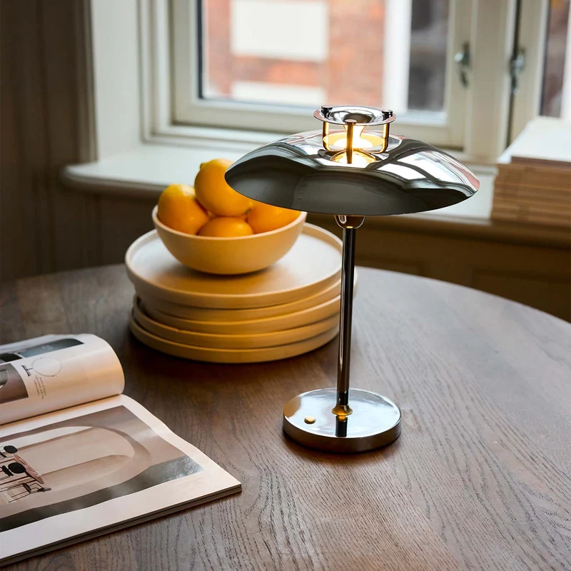 Stepp - Lampe nomade LED en métal, style vintage et industriel
