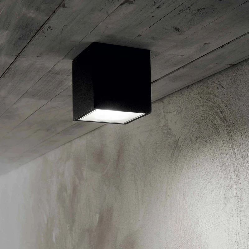 Techo - Spot LED étanche en aluminium, style contemporain
