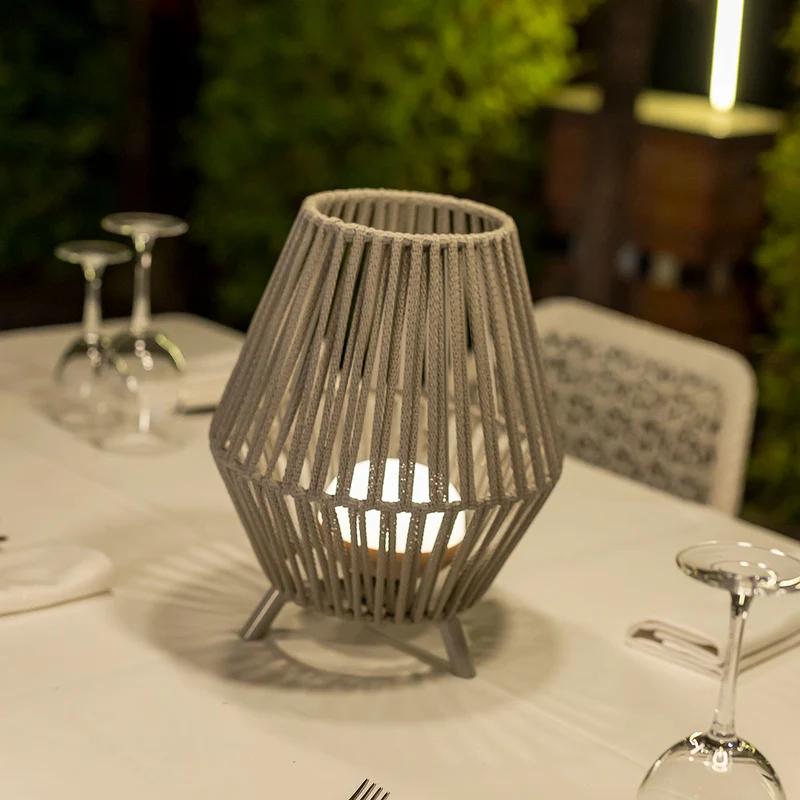 Lampada decorativa a batteria CONTA 30