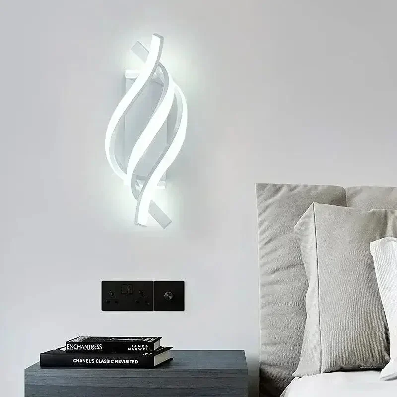 Luminaire Mural / QUENTAR