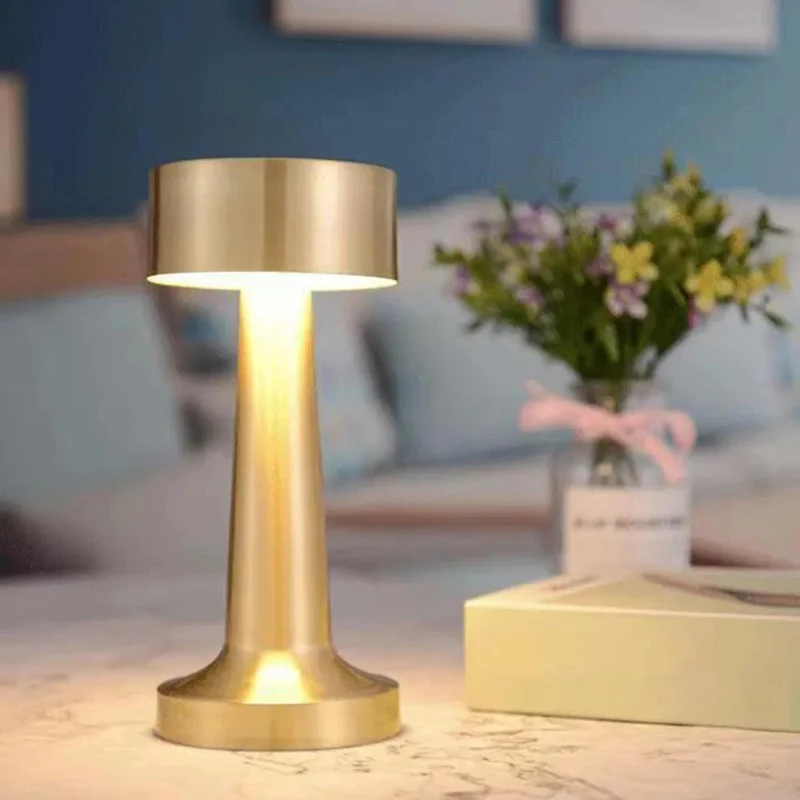 Lampe de Chevet / CLASTULE