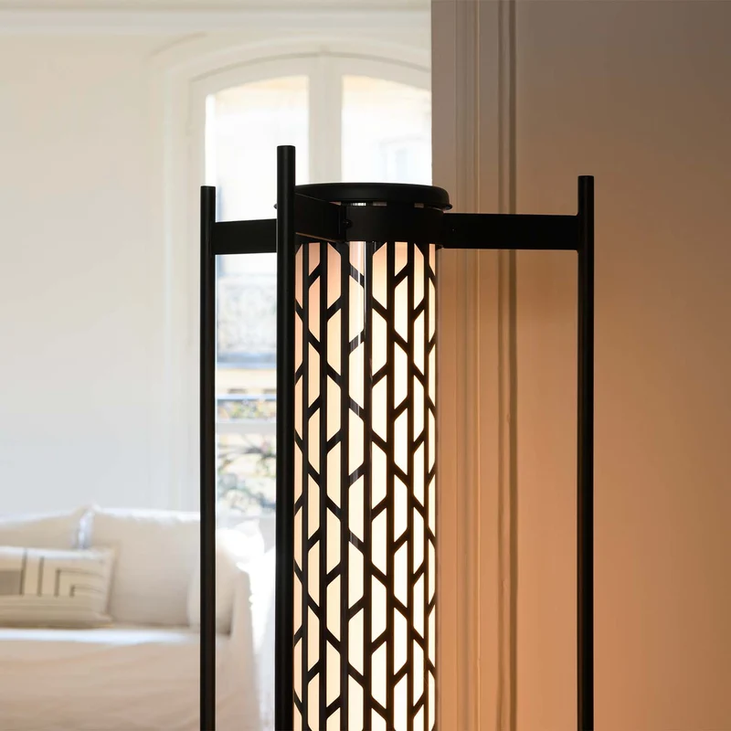 BELLEVILLE - Lampadaire LED en acier et verre, style industriel