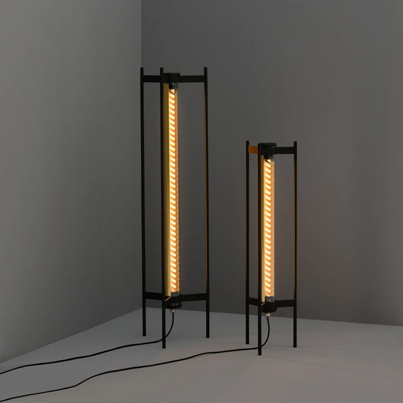 ELGAR - Lampadaire LED en acier et verre, style industriel