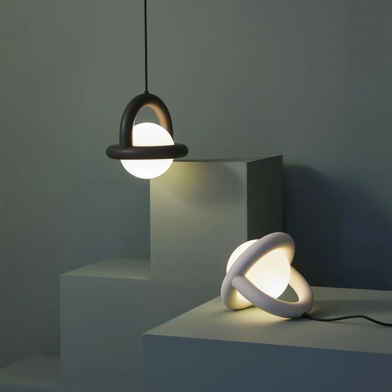 BALLOON - Lampe à poser LED contemporaine en aluminium et verre, Ø 17,7 cm