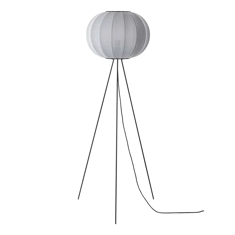 KNIT-WIT - Lampadaire en polyester tricoté, style japandi