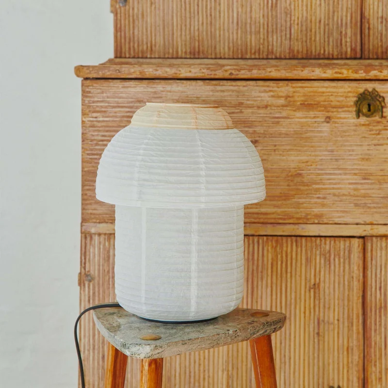 PAPIER - Lampe à poser en papier de riz, style japandi