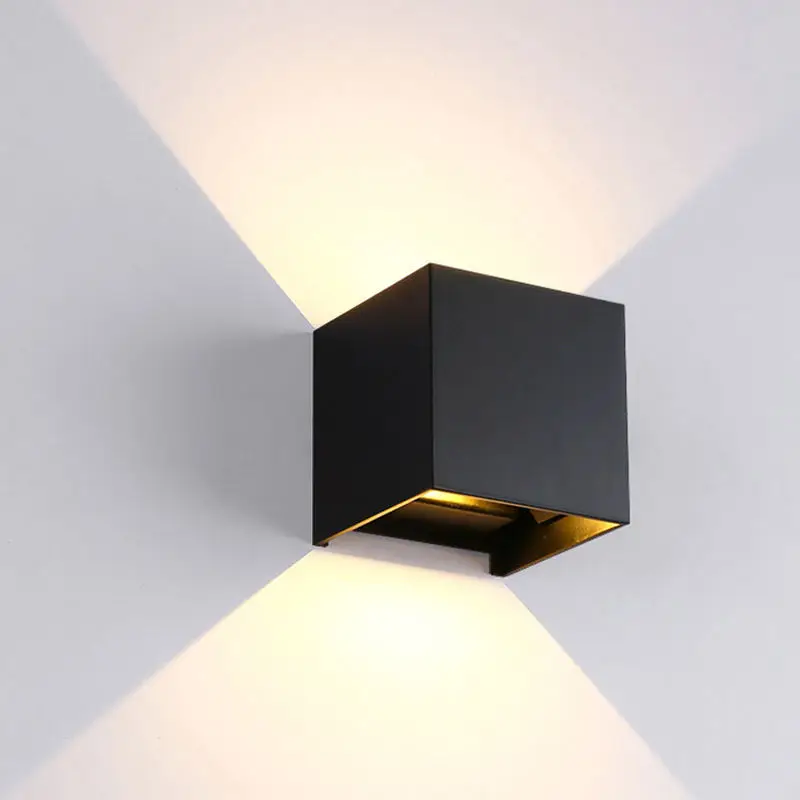 Luminaire Extérieur Mural / ÉCLATFASADE