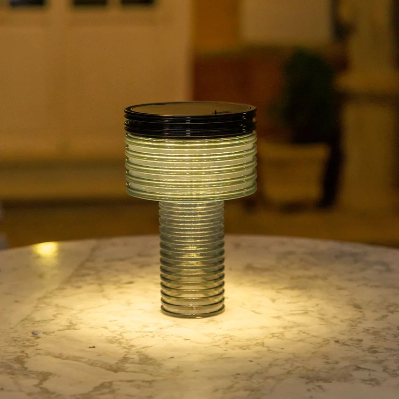 Lampada da tavolo a carica solare AMBAR
