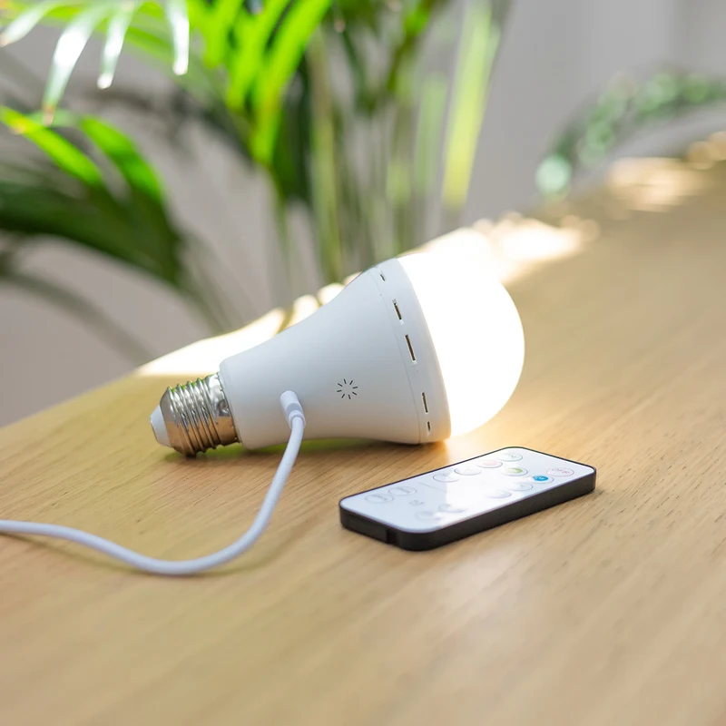 Confezione da 2 unità - LAPERA Lampadina portatile ricaricabile
