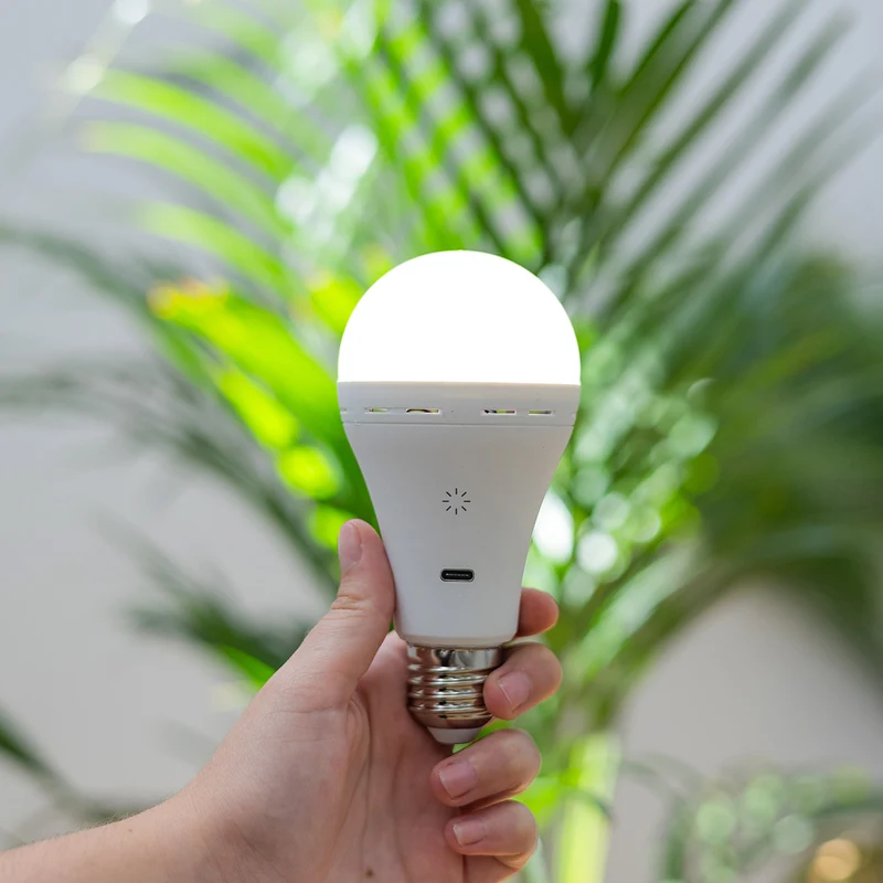 Confezione da 2 unità - LAPERA Lampadina portatile ricaricabile