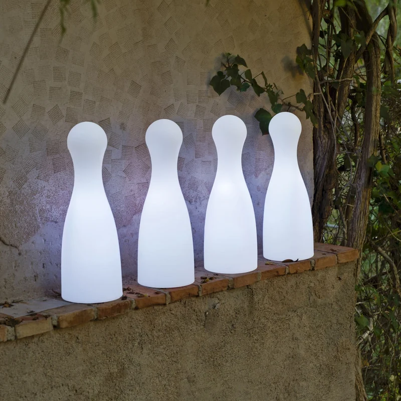 Lampada a forma di birillo POL