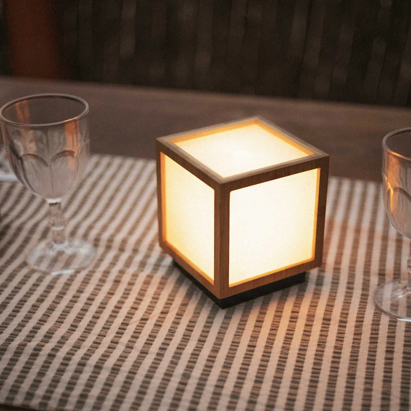 Lanterna portatile solare VEGA LANTERN